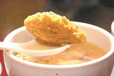 八大碗吃瓜群众是谁,网络热词背后的故事