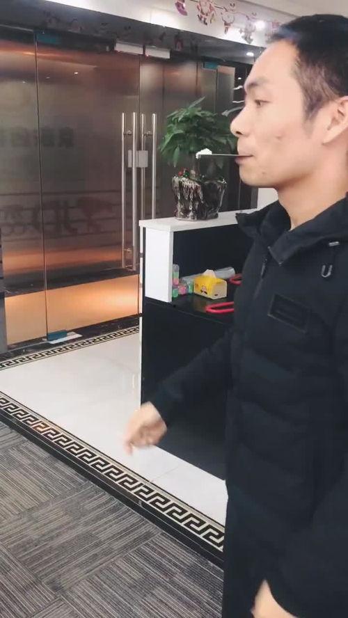 气氛组就位一线吃瓜群众,一线吃瓜群众围观风云变幻